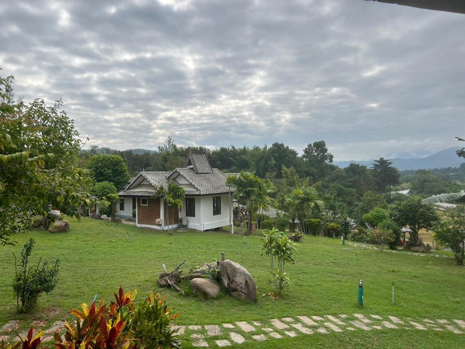 Pai Love & Baan Chonphao Resort Экстерьер фото