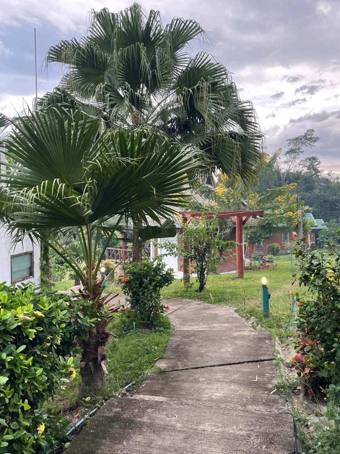 Pai Love & Baan Chonphao Resort Экстерьер фото