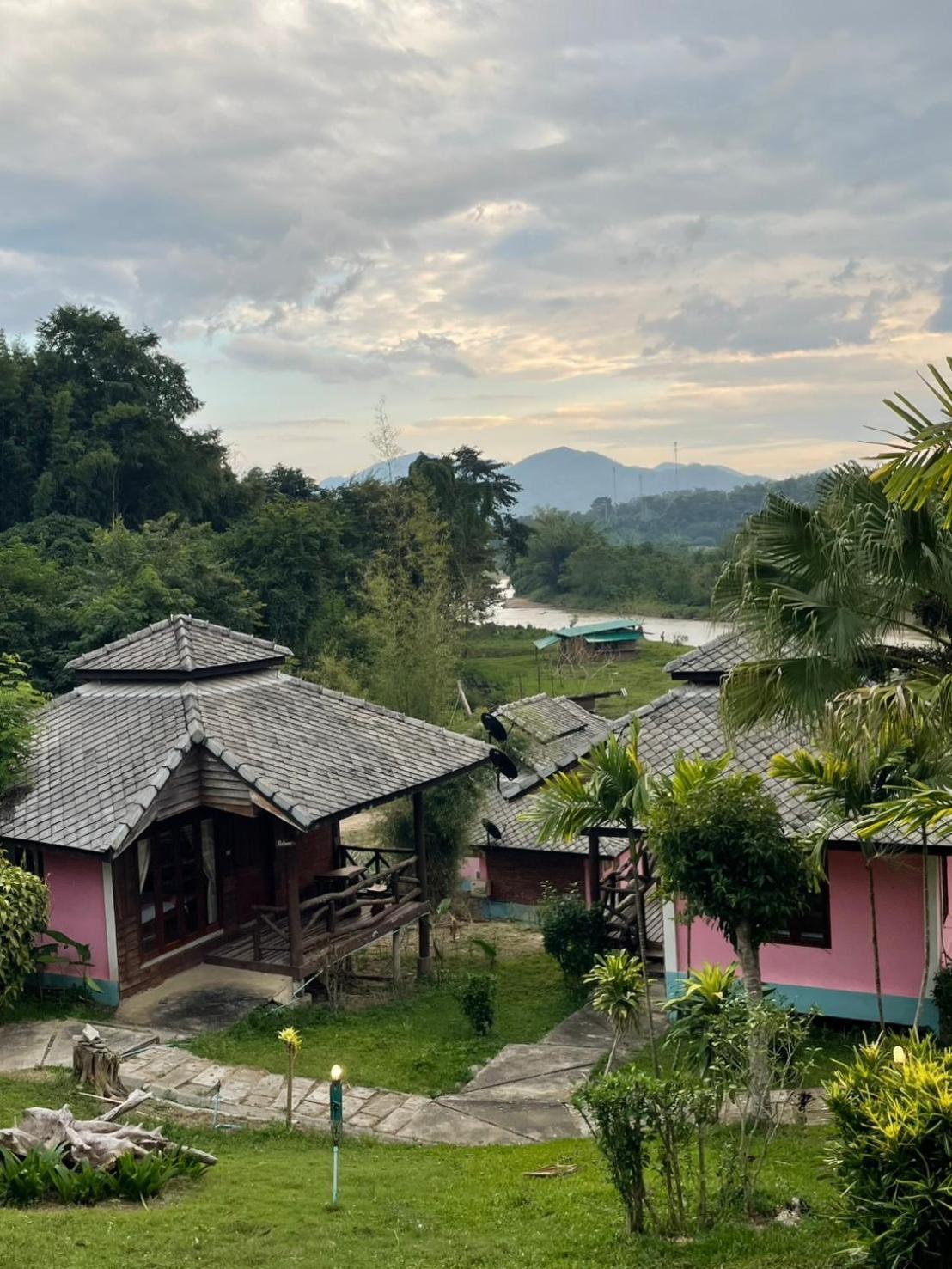 Pai Love & Baan Chonphao Resort Экстерьер фото
