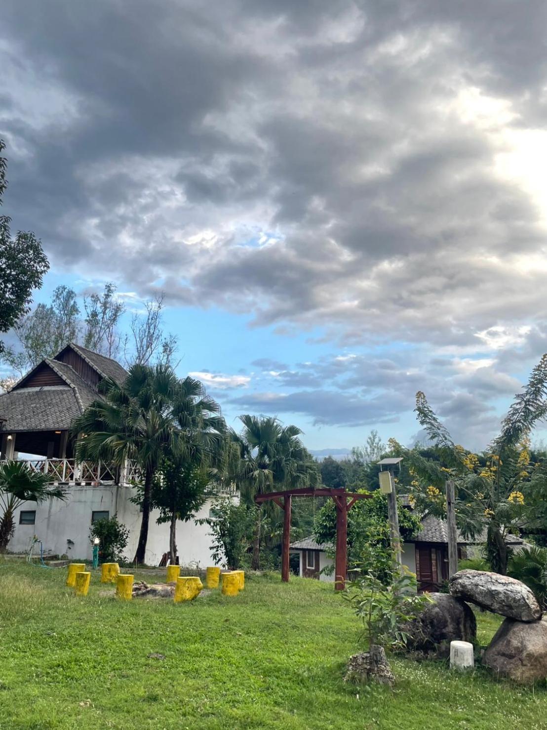 Pai Love & Baan Chonphao Resort Экстерьер фото